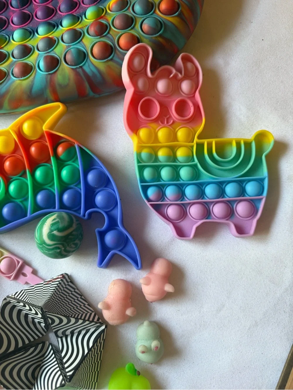 Pop It Fidget Purse with Lots of Pop Its and Fidgets Included